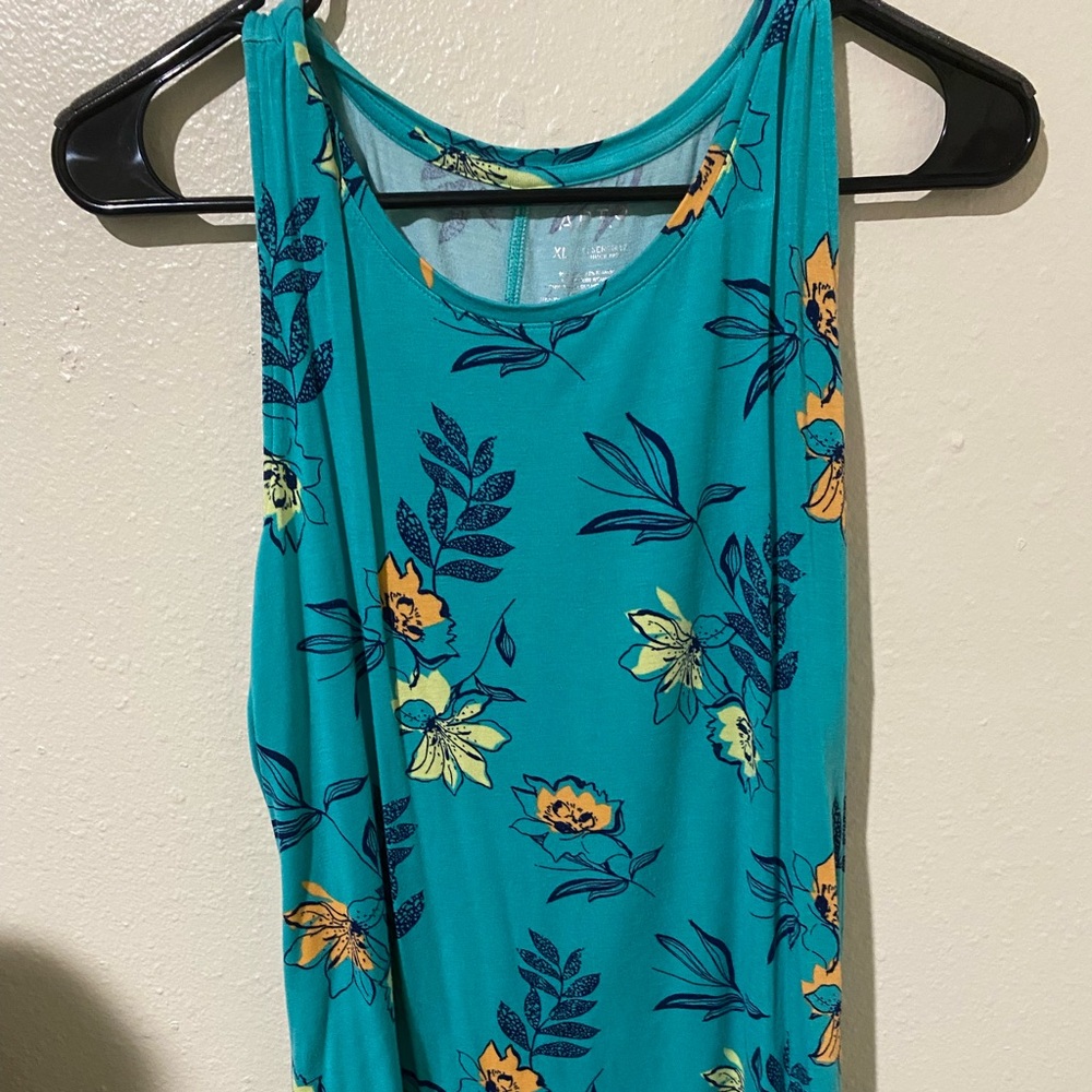 Like-new green floral tank top with navy, orange, and yellow floral detail, XXL.